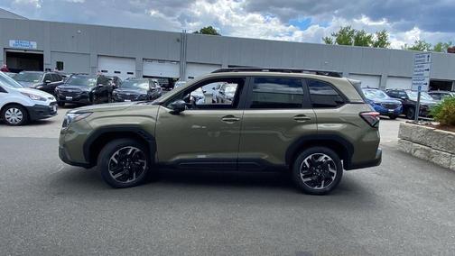 Autumn Green Metallic 2026 Subaru Forester Premium