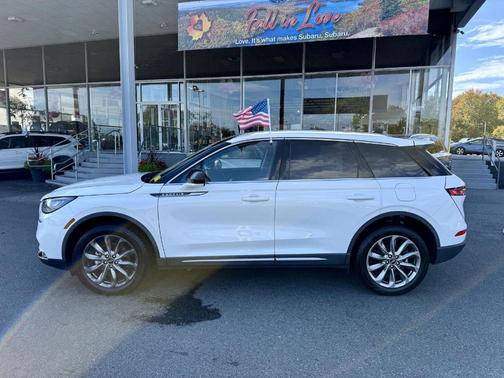 2021 Lincoln Corsair Standard
