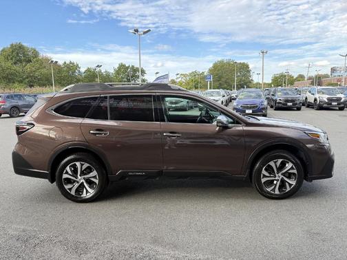 2021 Subaru Outback Touring