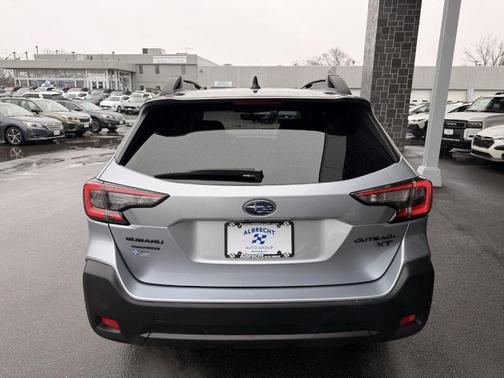 2023 Subaru Outback Onyx Edition XT