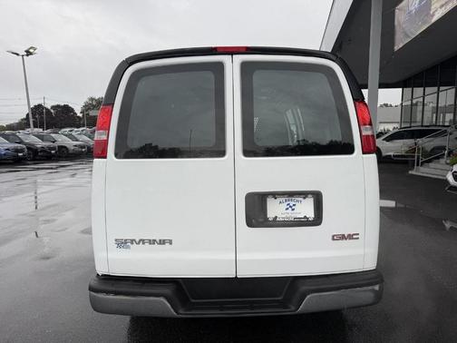 2023 GMC Savana 2500 Work Van