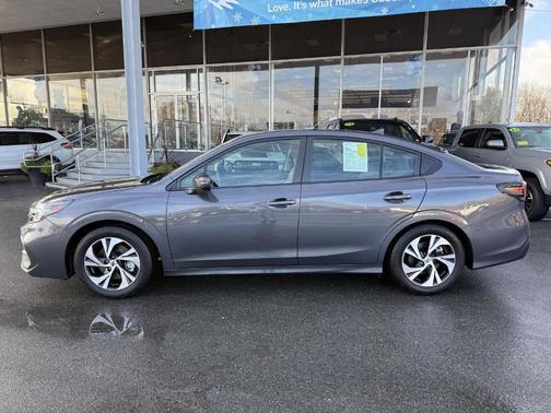 2025 Subaru Legacy Premium