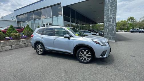 Ice Silver Metallic 2023 Subaru Forester Limited