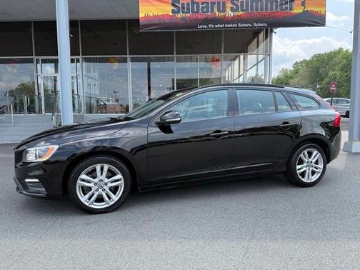 2018 Volvo V60 T5 Dynamic