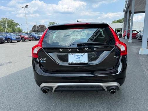 2018 Volvo V60 T5 Dynamic