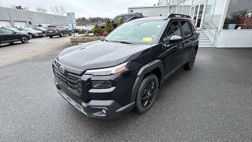 Crystal Black Silica 2026 Subaru Outback Limited
