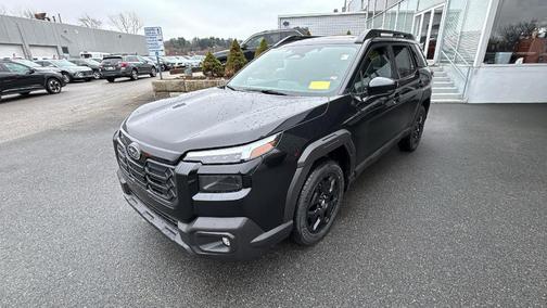 Crystal Black Silica 2026 Subaru Outback Limited