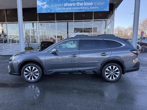 2023 Subaru Outback Touring XT