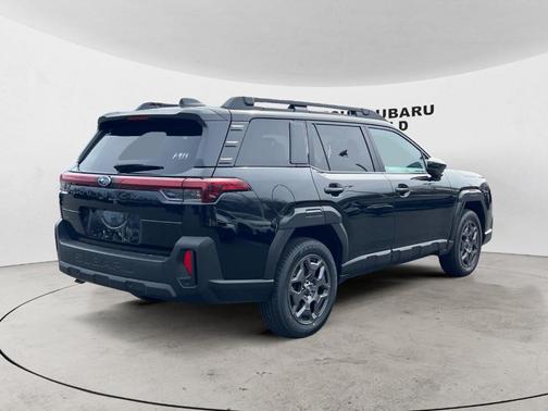 Crystal Black Silica 2026 Subaru Outback Premium