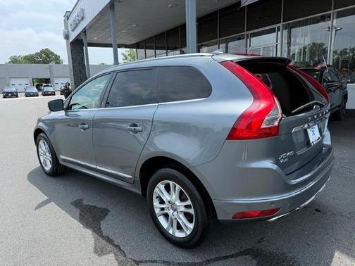 2016 Volvo XC60 T5 Platinum