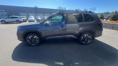 Magnetite Gray Metallic 2026 Subaru Forester Premium