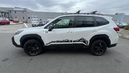 Crystal White Pearl 2025 Subaru Forester Wilderness