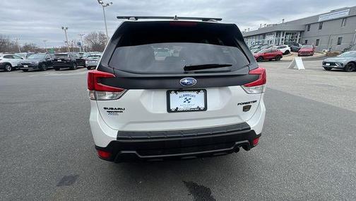 Crystal White Pearl 2025 Subaru Forester Wilderness