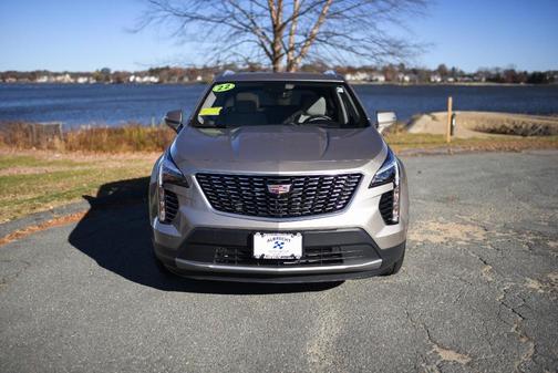 2022 Cadillac XT4 Premium Luxury