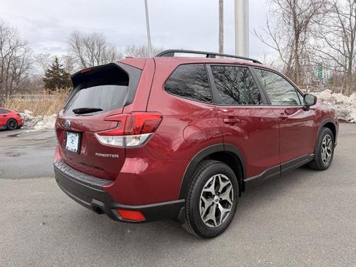 2021 Subaru Forester Premium