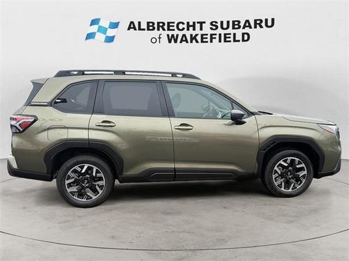 2025 Subaru Forester Premium