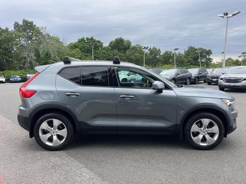 2019 Volvo XC40 R-DESIGN