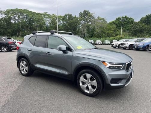 2019 Volvo XC40 R-DESIGN