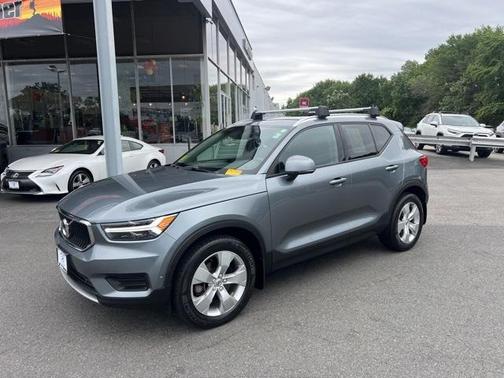 2019 Volvo XC40 R-DESIGN