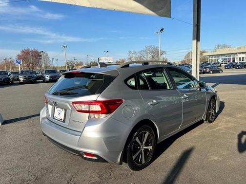 2019 Subaru Impreza 2.0i Premium