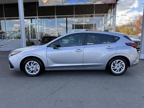 2025 Subaru Impreza Base