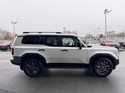 2024 Toyota Land Cruiser FIRST EDITION