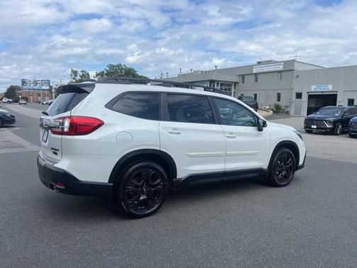 2025 Subaru Ascent Onyx Edition Touring