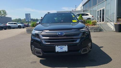 Crystal Black Silica 2025 Subaru Forester Hybrid Limited