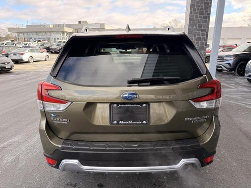 2023 Subaru Forester 2.5i Touring