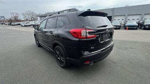 Crystal Black Silica 2026 Subaru Ascent Onyx Edition Touring