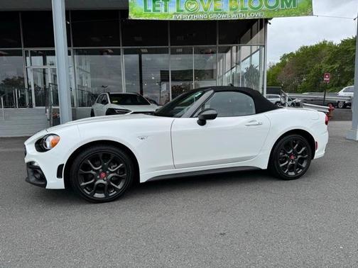 2017 FIAT 124 Spider Abarth