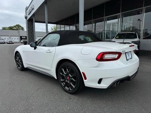 2017 FIAT 124 Spider Abarth