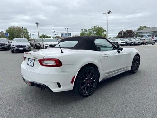 2017 FIAT 124 Spider Abarth