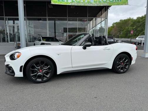 2017 FIAT 124 Spider Abarth