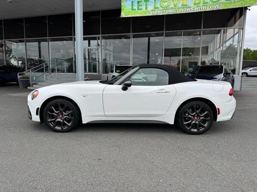 2017 FIAT 124 Spider Abarth