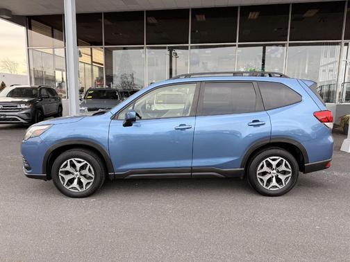 2023 Subaru Forester 2.5i Premium