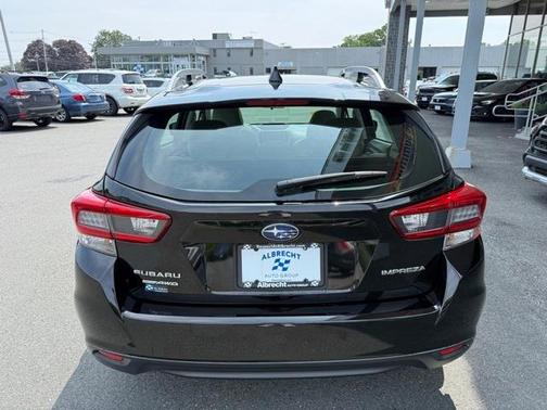 2023 Subaru Impreza Premium