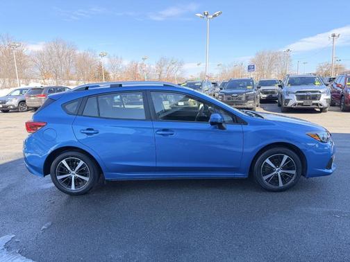 2023 Subaru Impreza Premium