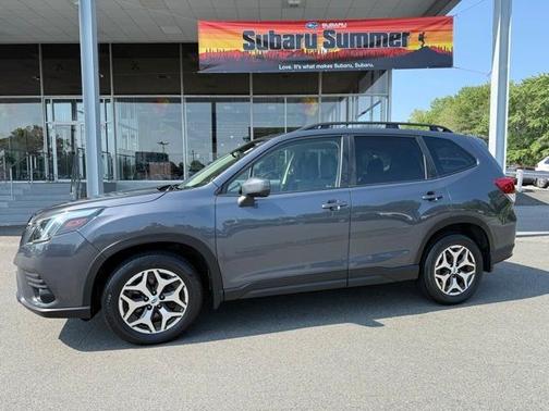 2022 Subaru Forester Premium