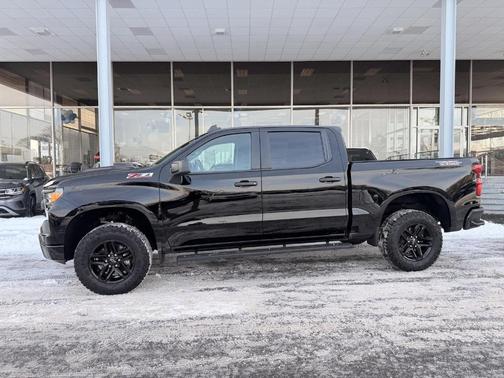 2024 Chevrolet Silverado 1500 Custom Trail Boss
