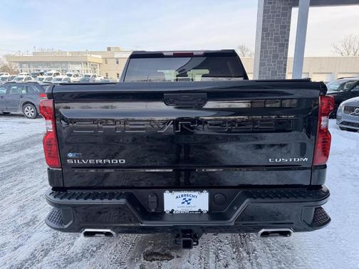 2024 Chevrolet Silverado 1500 Custom Trail Boss