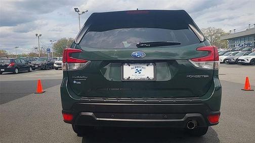 Cascade Green Silica 2024 Subaru Forester Limited