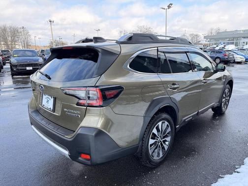 2023 Subaru Outback Touring XT
