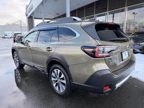 2023 Subaru Outback Touring XT