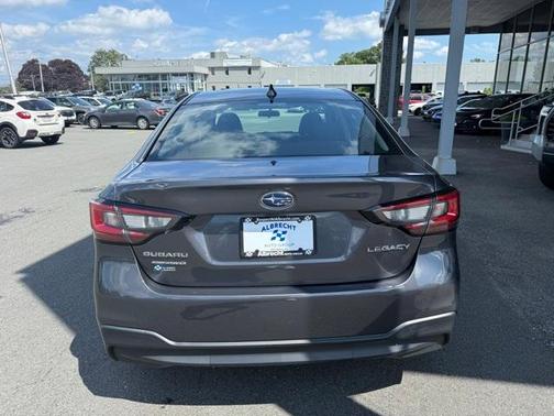 2022 Subaru Legacy Premium