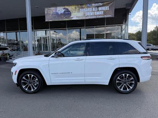 2022 Jeep Grand Cherokee Overland