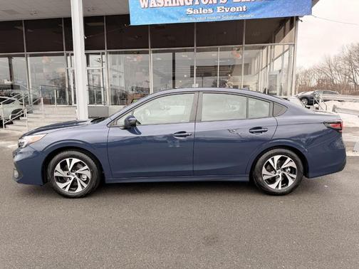 2025 Subaru Legacy Premium