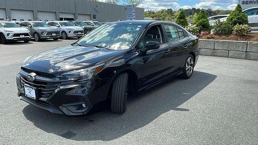Crystal Black Silica 2025 Subaru Legacy Premium