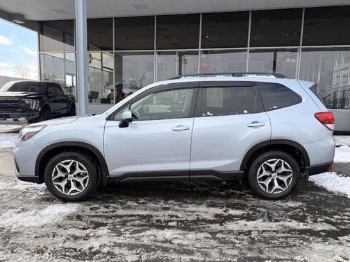 2019 Subaru Forester Premium