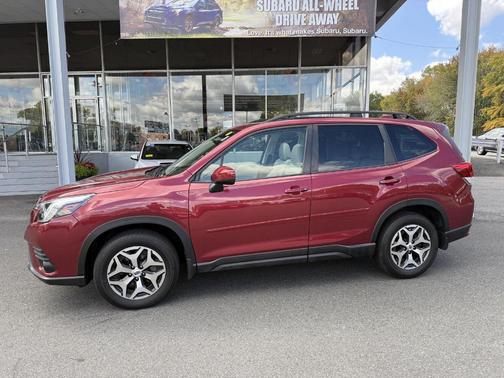 2022 Subaru Forester Premium